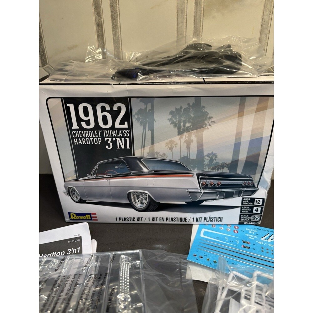 Revell 4466 1/25 Scale 1962 Chevy Impala SS Hardtop 3N1 Plastic Model Kit New